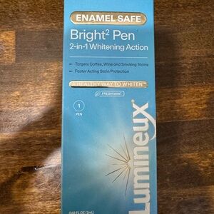 Lumineux 2-in-1 Whitening Pen